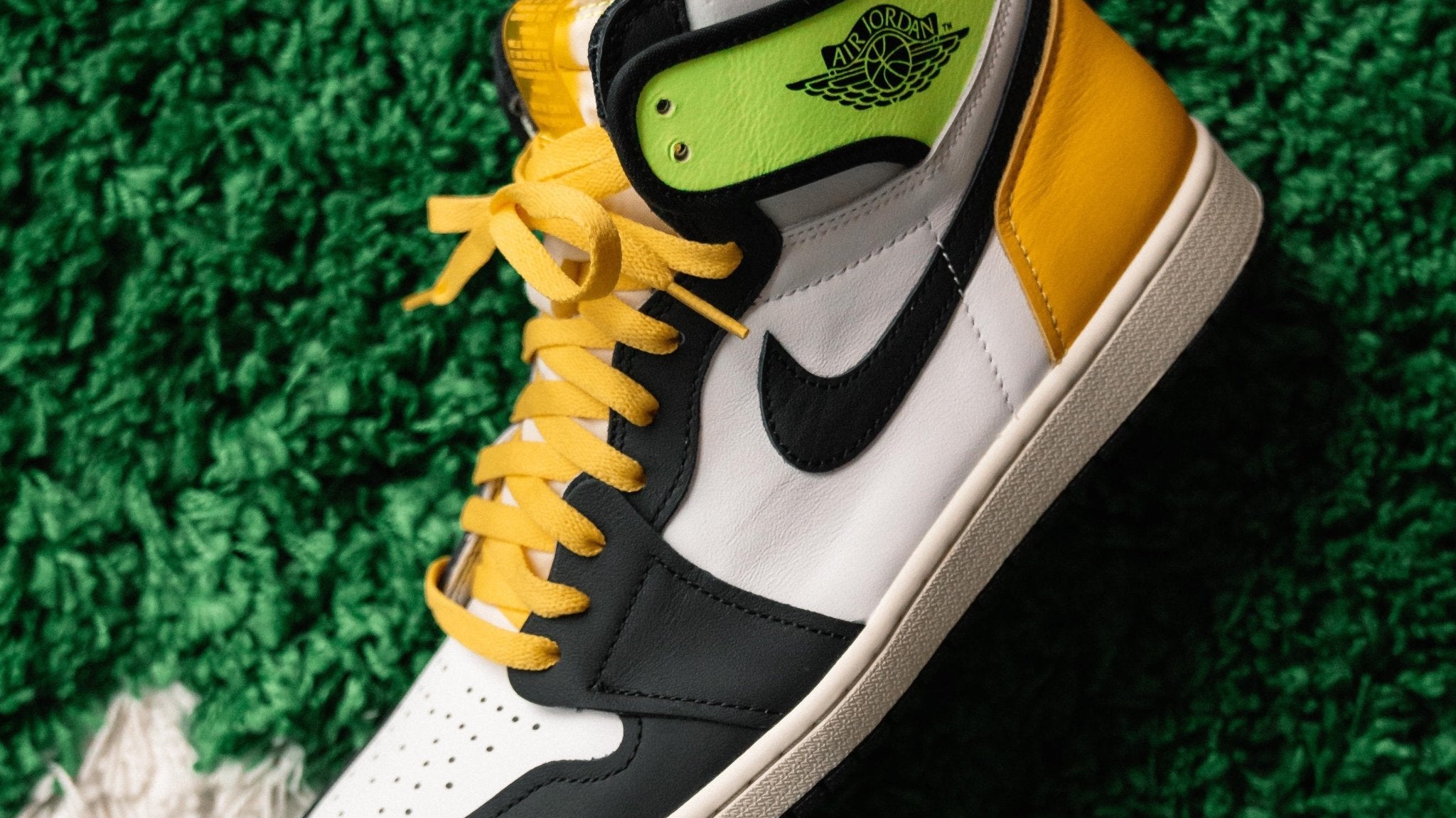 Best Lace-Swaps for the Volt Jordan 1s - Shoe Lace Supply