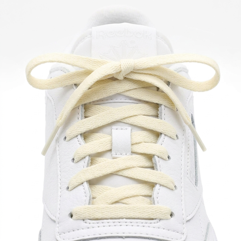 club c laces sail