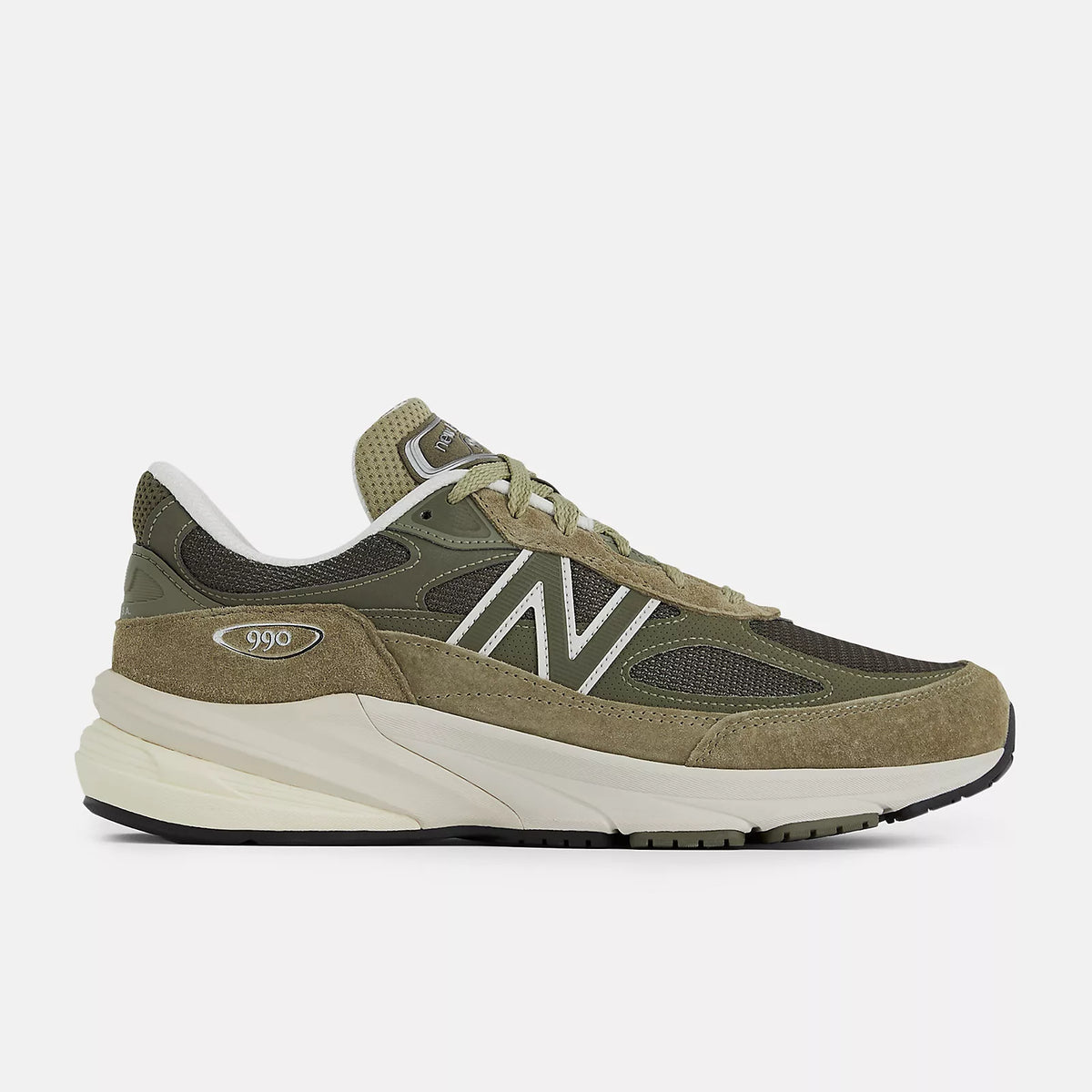 The Rise of Neutral Tones: How Earthy Sneaker Palettes Took Over 2025